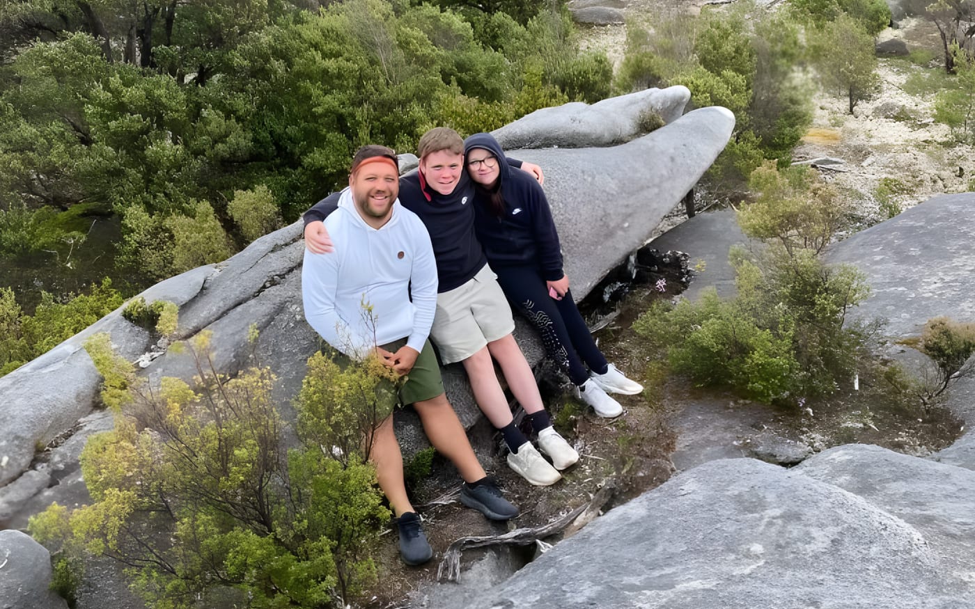 Dwayne, Kayen & Laycee Bannon-Harrison at The Blue Tier Whale Site, January 2023 - photo courtesy of the Bannon-Harrison family.