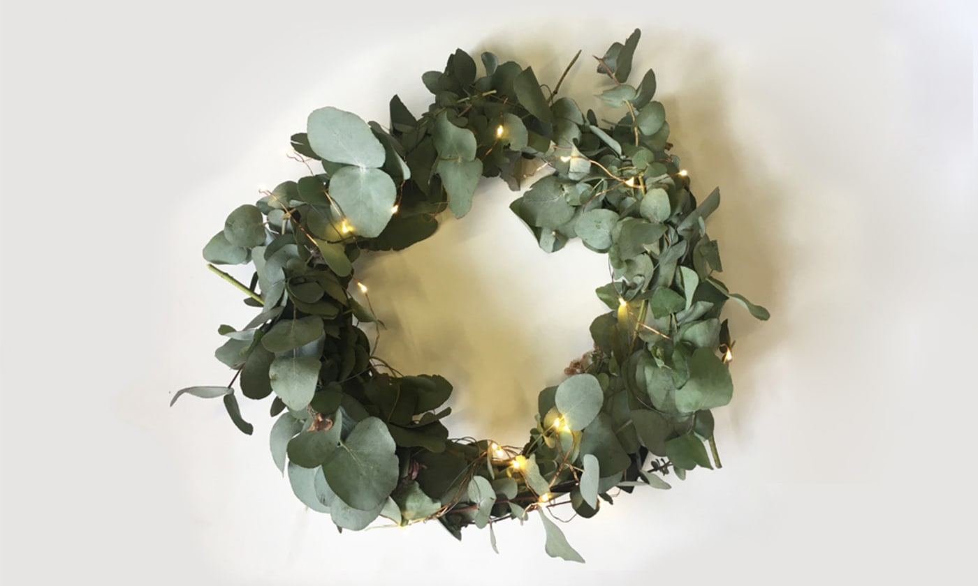 Silver gum wreath