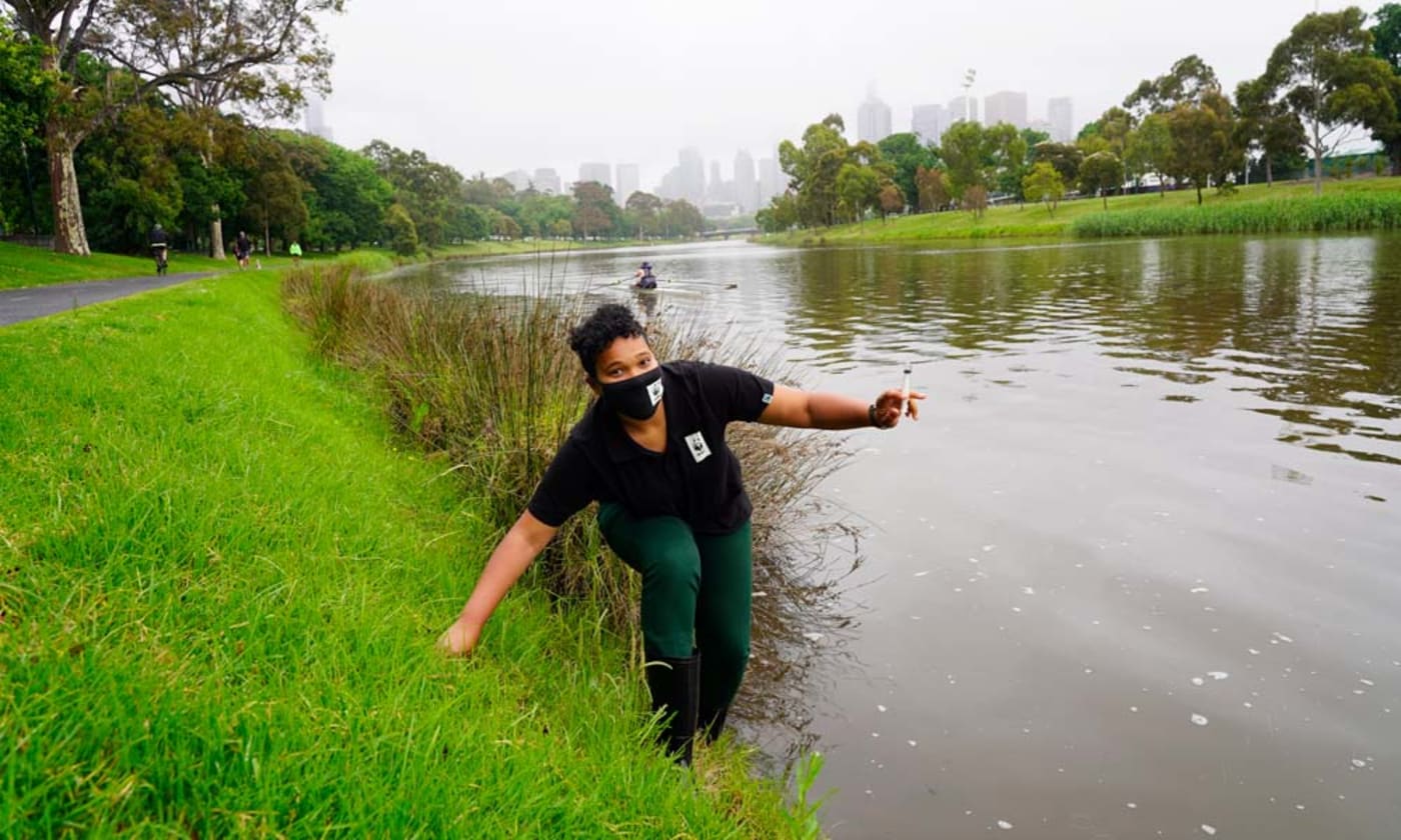 WWF-Australia's Victoria Pilbeam collects Platypus eDNA samples from the Yarra River near Alexandra Park, Melbourne
