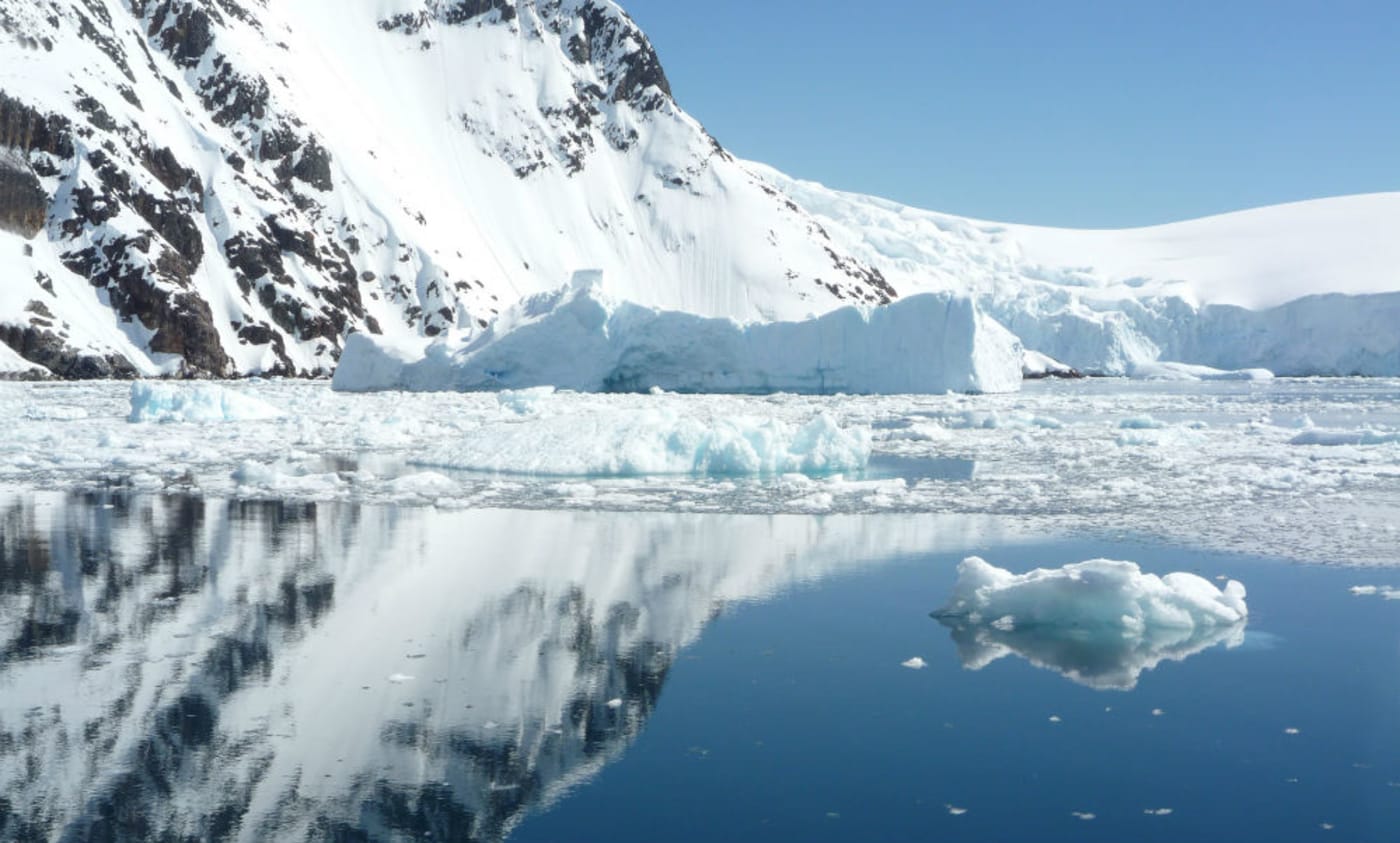 Antarctica 2008-2009 - Lemaire Channel