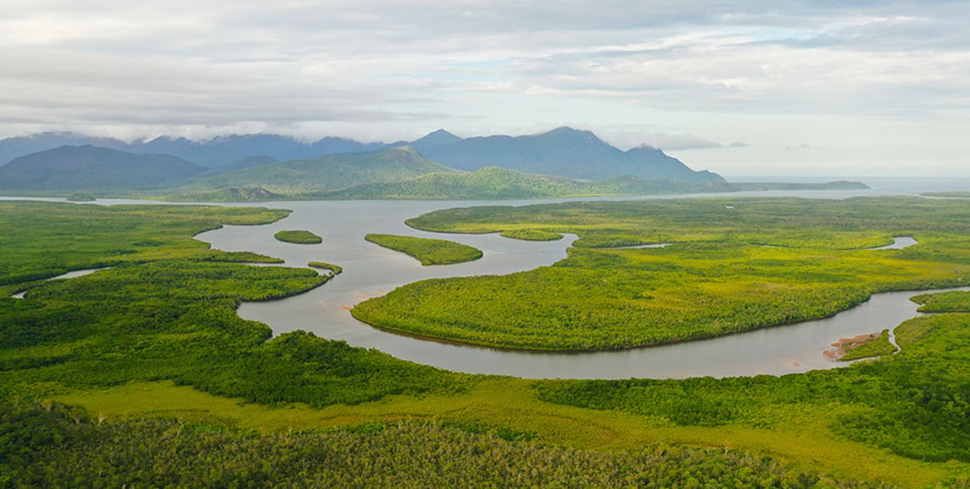 Hinchinbrook Lookout