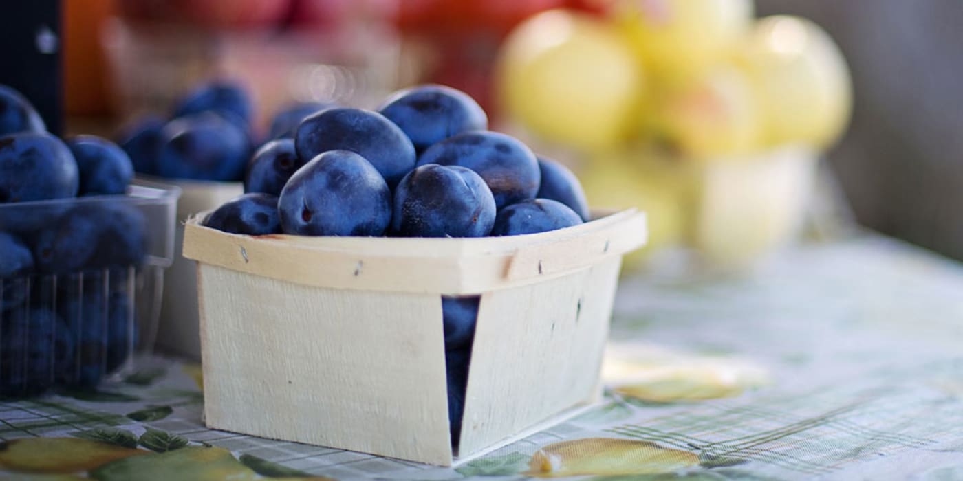 Fruit in basket CC0 jill111 / Pixabay