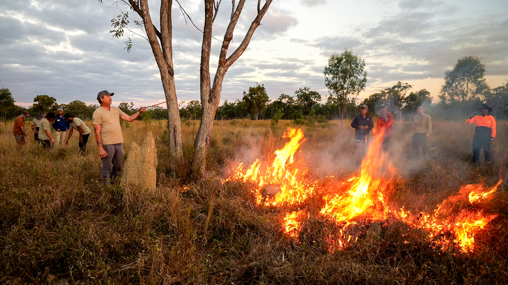 Firesticks Alliance co-founder and cultural burning expert Victor Steffensen conducting a workshop on Jervoise Station